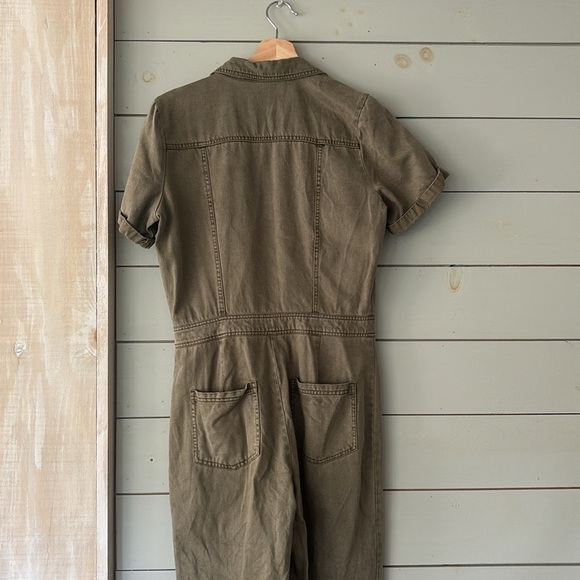Young, Fabulous & Broke (YFB) Olive Utility Jumpsuit – Size Small - Picture 6 of 7